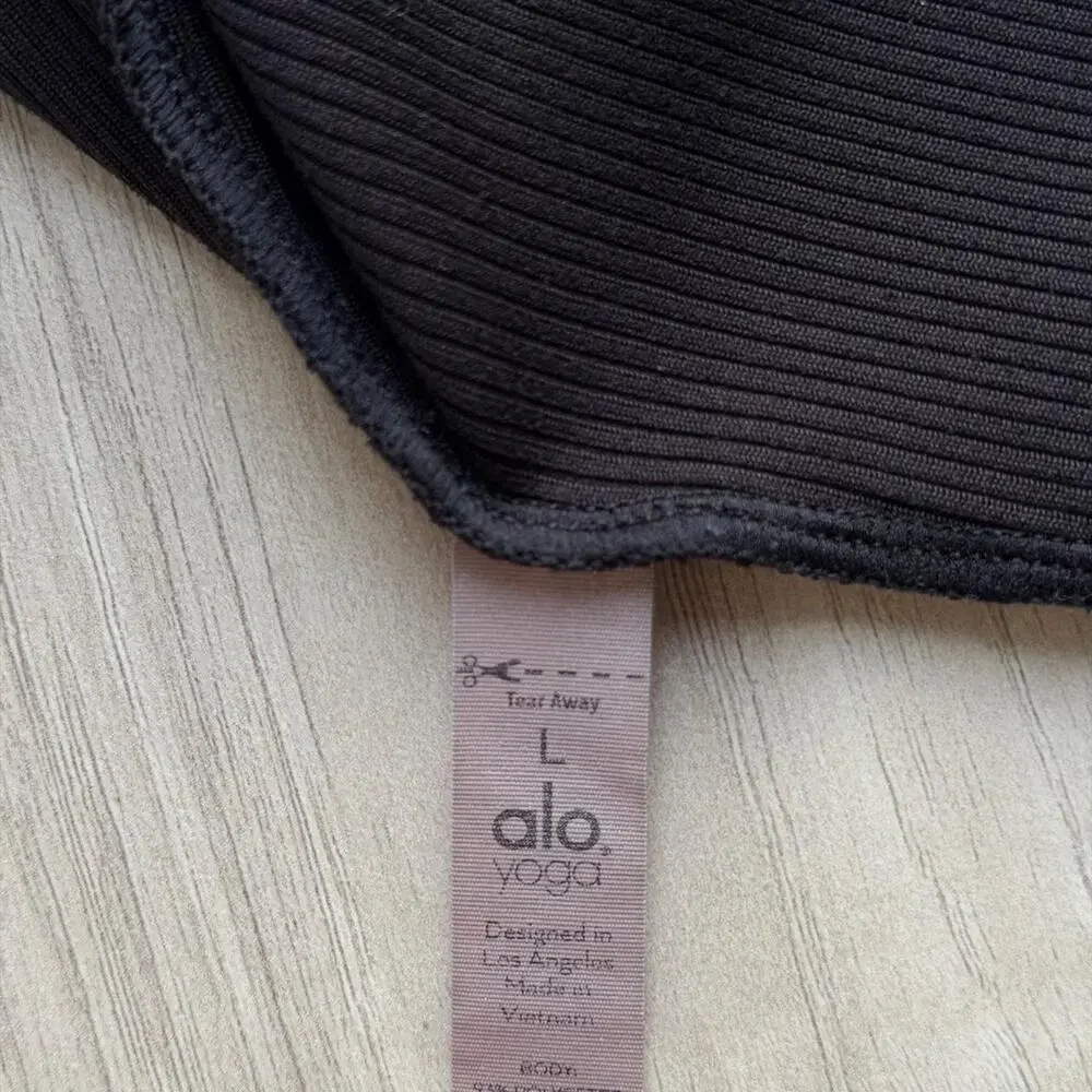 Alo yoga ribbed cropped tank